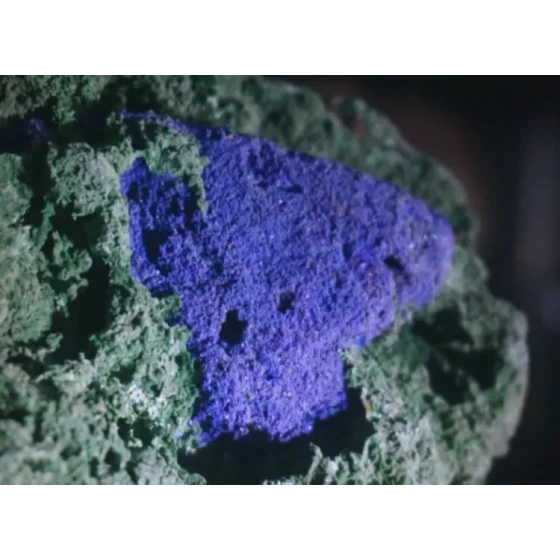 Ensayo de procesamiento mineral de azurita