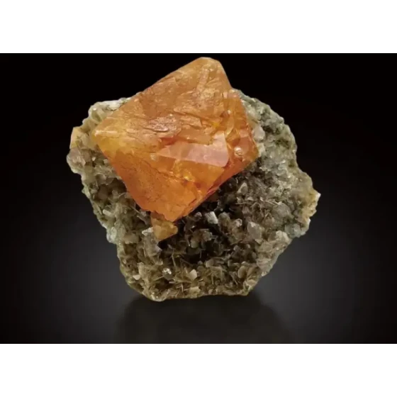 Ensayo de separación de mineral asociado a scheelita-casiterita