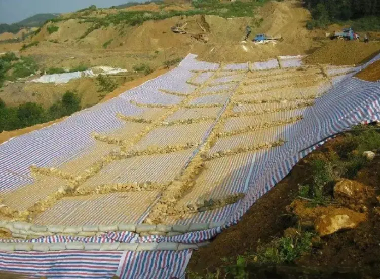 Ensayo de lixiviación no tóxica de mineral de oro