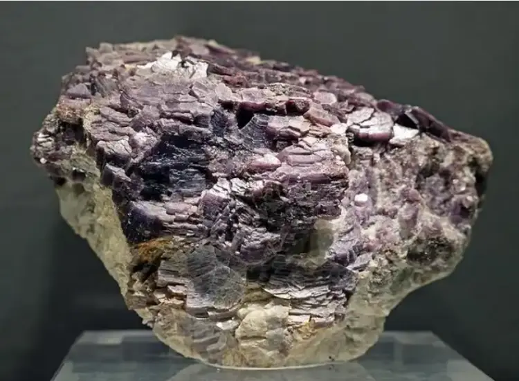 Prueba de proceso para la extracción de litio de la lepidolita