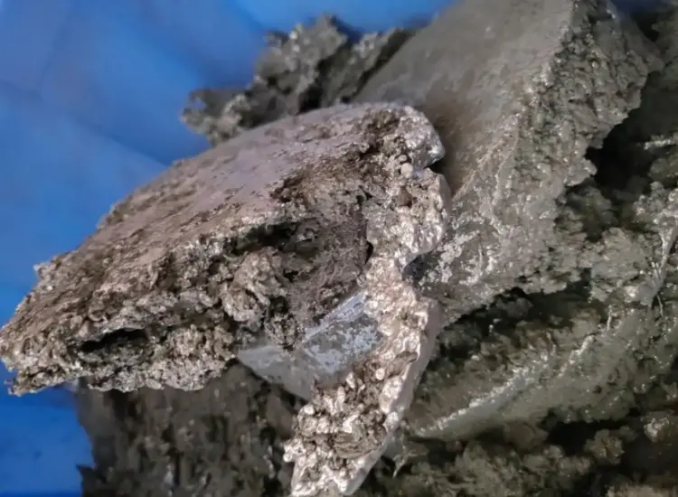 Ensayo de enriquecimiento metálico a partir de residuos químicos de estaño