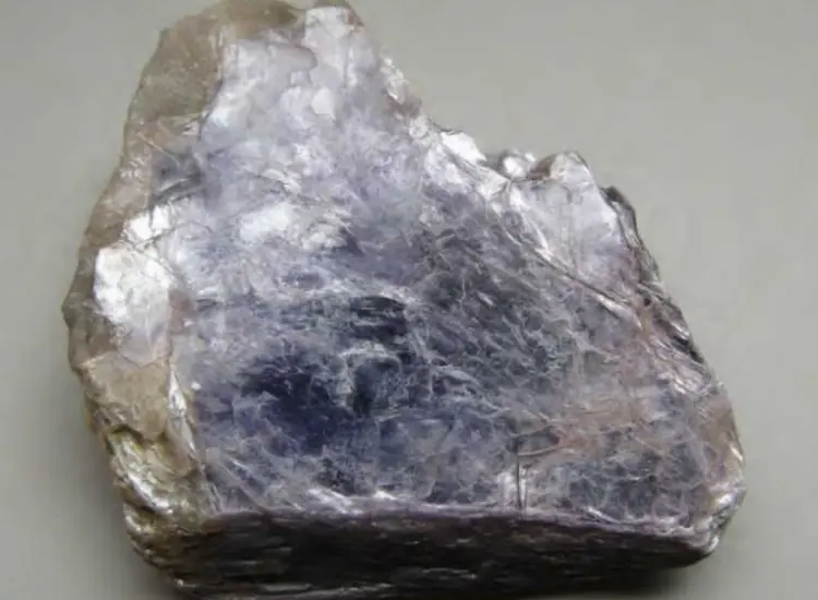 Prueba de procesamiento de mineral de litio